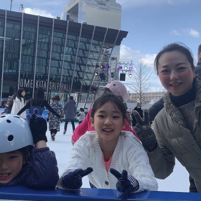 李さん　　梅田のリンクでスケートしました